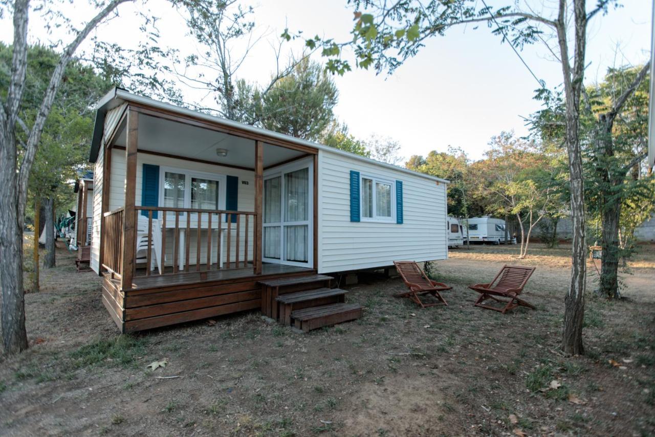 Camping 3 Estrellas Costa Brava Vall-Llobrega Bilik gambar